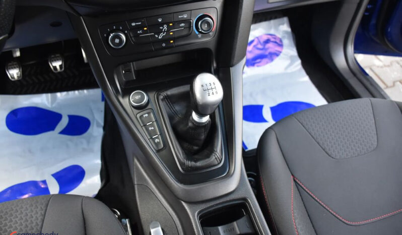 FORD Focus  | FWD (przód) | Manualna | 125 KM | Niebieski full