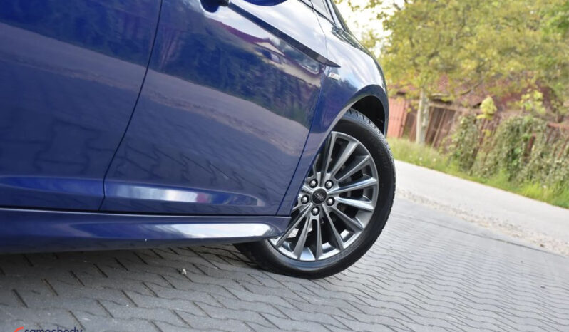 FORD Focus  | FWD (przód) | Manualna | 125 KM | Niebieski full