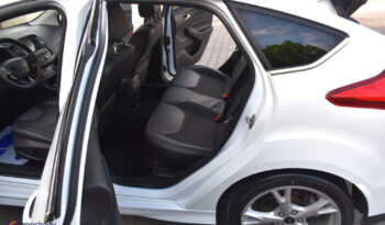 FORD Focus  | FWD (przód) | Manualna | 120 KM | Biały full