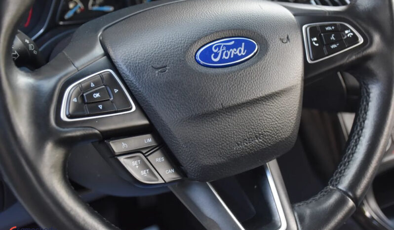 FORD Focus  | FWD (przód) | Manualna | 120 KM | Biały full