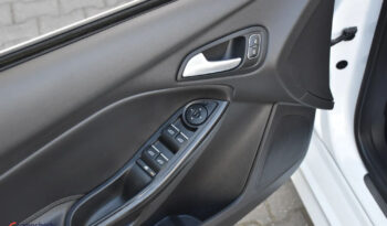 FORD Focus  | FWD (przód) | Manualna | 120 KM | Biały full