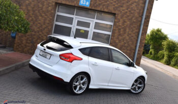 FORD Focus  | FWD (przód) | Manualna | 120 KM | Biały full