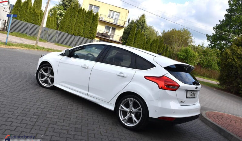 FORD Focus  | FWD (przód) | Manualna | 120 KM | Biały full