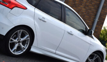 FORD Focus  | FWD (przód) | Manualna | 120 KM | Biały full
