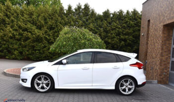 FORD Focus  | FWD (przód) | Manualna | 120 KM | Biały full