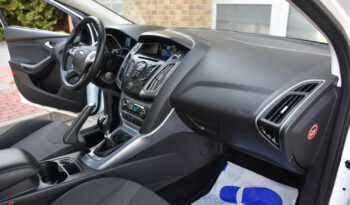 FORD Focus  | FWD (przód) | Manualna | 150 KM | Biały full
