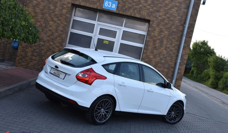 FORD Focus  | FWD (przód) | Manualna | 150 KM | Biały full