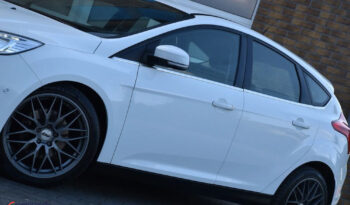 FORD Focus  | FWD (przód) | Manualna | 150 KM | Biały full