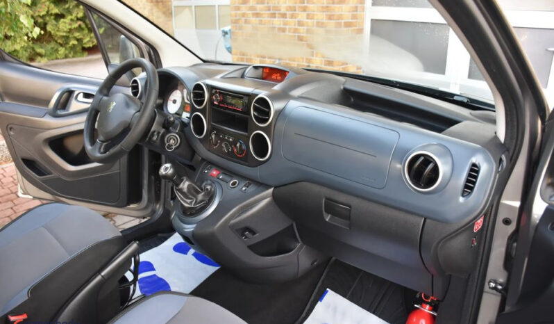 PEUGEOT Partner  | FWD (przód) | Manualna | 92 KM | Szary full
