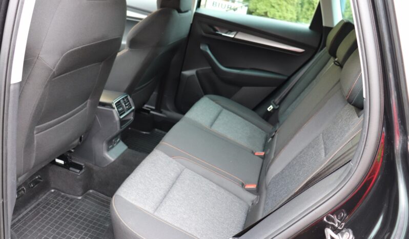 SKODA Karoq | 2022 | 110 KM | 999cm3 | Czarny full