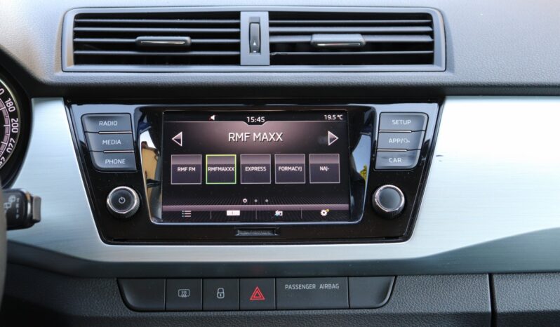 SKODA Fabia  | 2019 | 95 KM | 999cm3 | Biały full