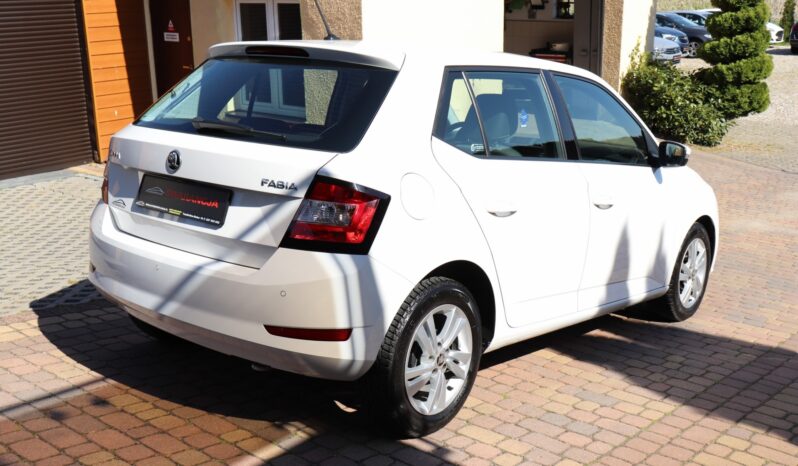 SKODA Fabia  | 2019 | 95 KM | 999cm3 | Biały full
