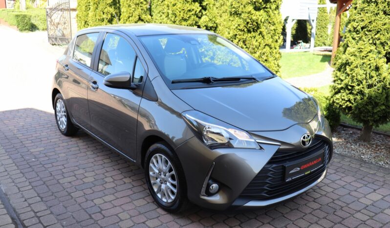 TOYOTA Yaris  | 2020 | 111 KM | 1496cm3 | Beżowy full