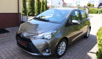 TOYOTA Yaris  | 2020 | 111 KM | 1496cm3 | Beżowy full
