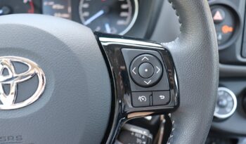 TOYOTA Yaris  | 2020 | 111 KM | 1496cm3 | Beżowy full