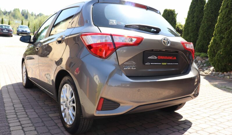 TOYOTA Yaris  | 2020 | 111 KM | 1496cm3 | Beżowy full