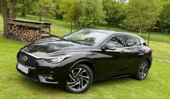 Infiniti Q30 | FWD (przód) | Automatyczna | 156 KM | Czarny full