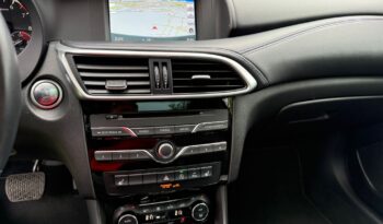 Infiniti Q30 | FWD (przód) | Automatyczna | 156 KM | Czarny full
