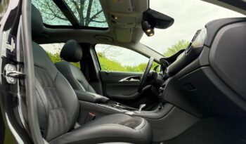 Infiniti Q30 | FWD (przód) | Automatyczna | 156 KM | Czarny full