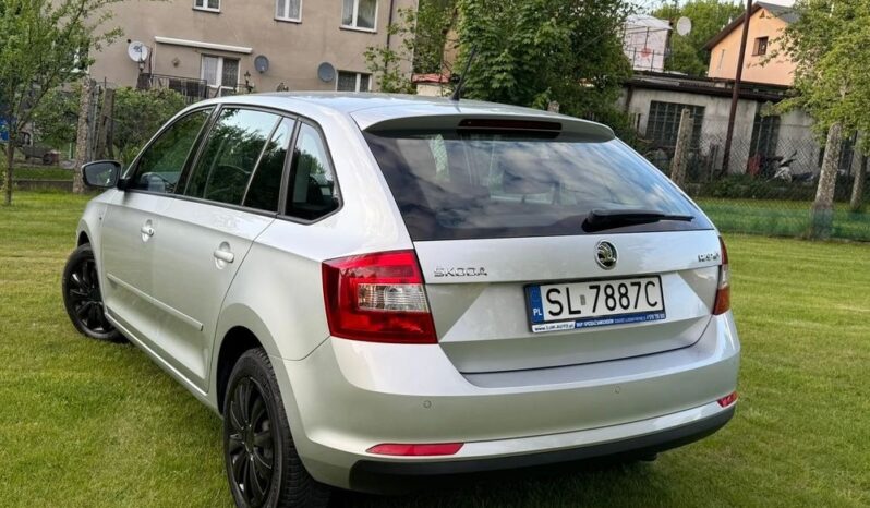 SKODA RAPID  | FWD (przód) | Manualna | 86 KM | Srebrny full