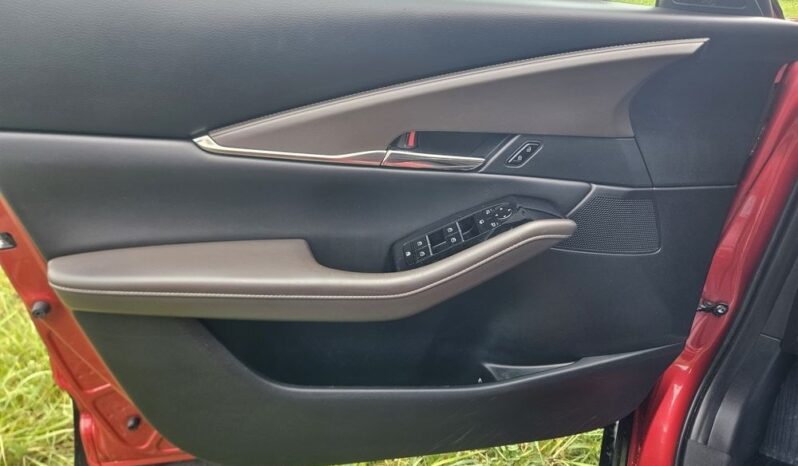 MAZDA CX-30  | FWD (przód) | Automatyczna | 180 KM | Czerwony full
