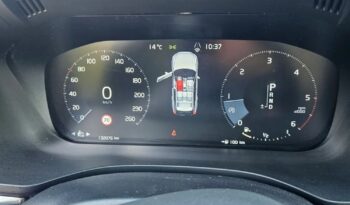 VOLVO XC 60 | FWD (przód) | Automatyczna | 190 KM | Czarny full