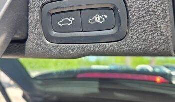 VOLVO XC 60 | FWD (przód) | Automatyczna | 190 KM | Czarny full