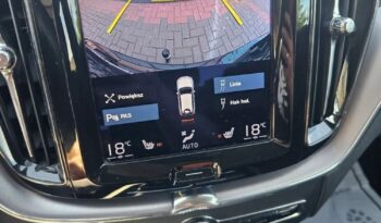 VOLVO XC 60 | FWD (przód) | Automatyczna | 190 KM | Czarny full