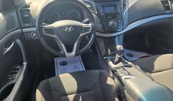 HYUNDAI i40  | FWD (przód) | Manualna | 135 KM | Czarny full