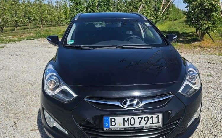 HYUNDAI i40  | FWD (przód) | Manualna | 135 KM | Czarny full