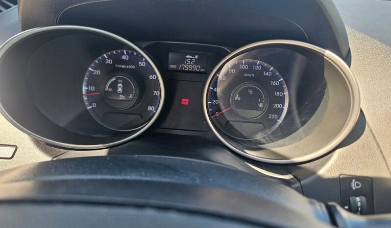 HYUNDAI ix35  | FWD (przód) | Manualna | 135 KM | Czarny full