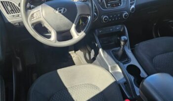 HYUNDAI ix35  | FWD (przód) | Manualna | 135 KM | Czarny full