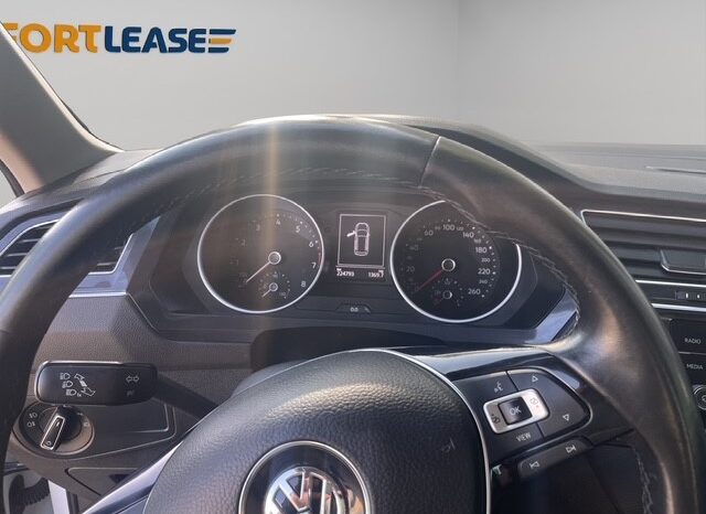 VOLKSWAGEN Tiguan  | FWD (przód) | Manualna | 150 KM | Biały full