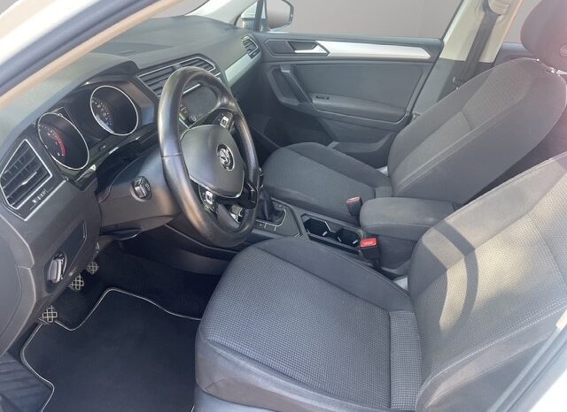 VOLKSWAGEN Tiguan  | FWD (przód) | Manualna | 150 KM | Biały full