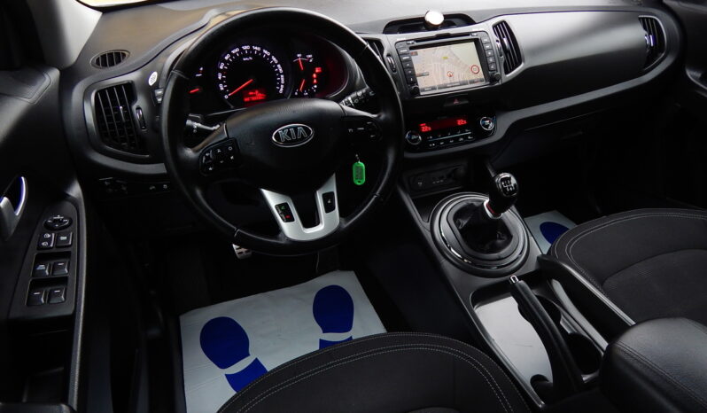 KIA Sportage  | FWD (przód) | Manualna | 135 KM | Srebrny full