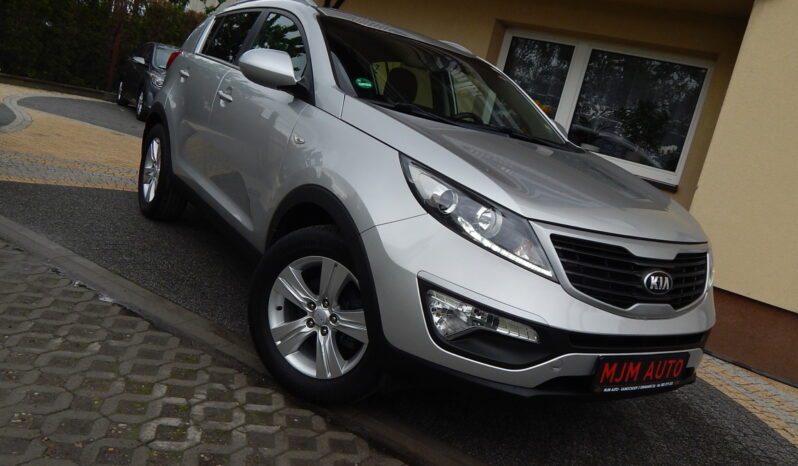 KIA Sportage  | FWD (przód) | Manualna | 135 KM | Srebrny full