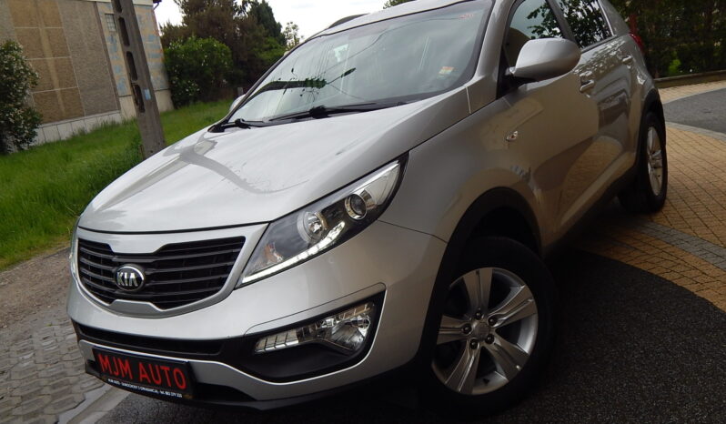 KIA Sportage  | FWD (przód) | Manualna | 135 KM | Srebrny full