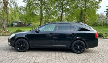 SKODA Octavia  | FWD (przód) | Automatyczna | 105 KM | Czarny full