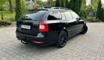 SKODA Octavia  | FWD (przód) | Automatyczna | 105 KM | Czarny full