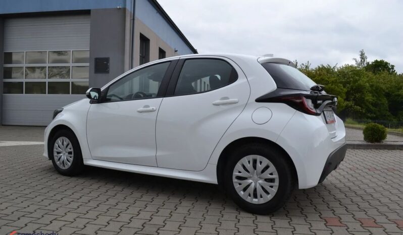 TOYOTA Yaris  | FWD (przód) | Manualna | 72 KM | Biały full