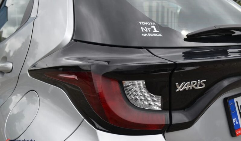 TOYOTA Yaris  | FWD (przód) | Manualna | 125 KM | Srebrny full