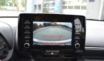 TOYOTA Yaris  | FWD (przód) | Manualna | 125 KM | Srebrny full