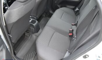 TOYOTA Yaris  | FWD (przód) | Manualna | 125 KM | Srebrny full