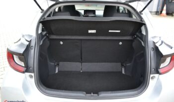 TOYOTA Yaris  | FWD (przód) | Manualna | 125 KM | Srebrny full
