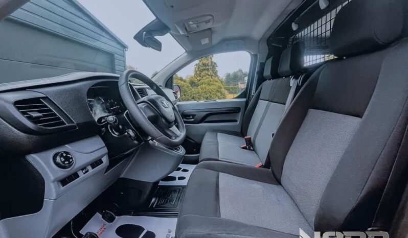TOYOTA PROACE LONG | FWD (przód) | Manualna | 116 KM | Szary full