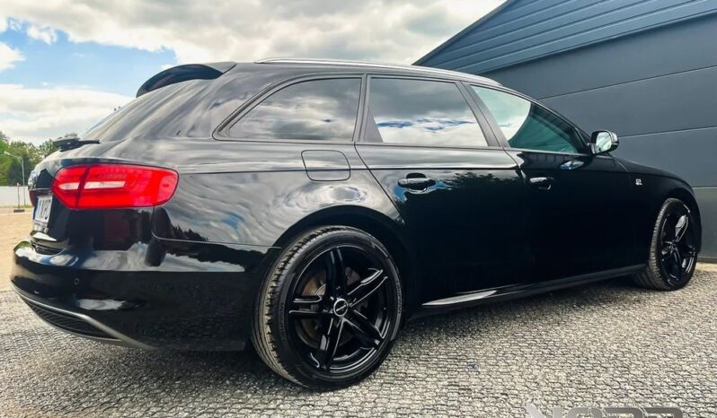 AUDI A4  | FWD (przód) | Manualna | 150 KM | Czarny full