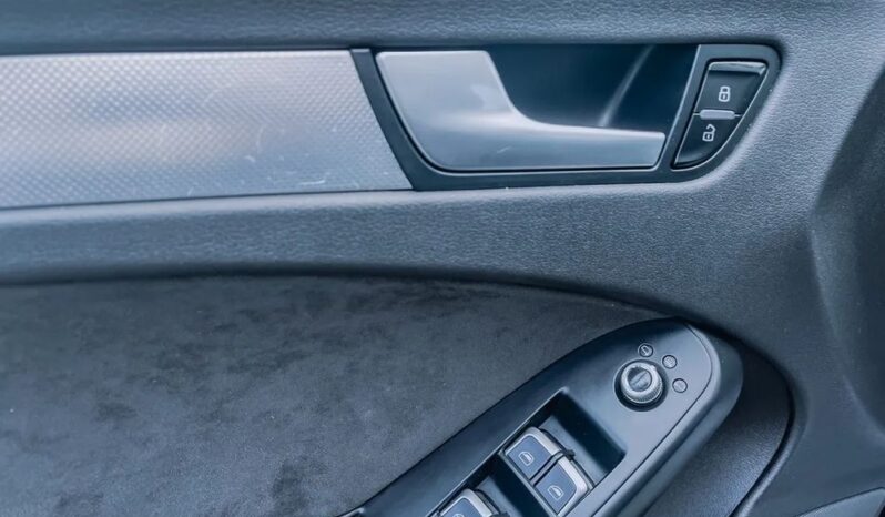 AUDI A4  | FWD (przód) | Manualna | 150 KM | Czarny full