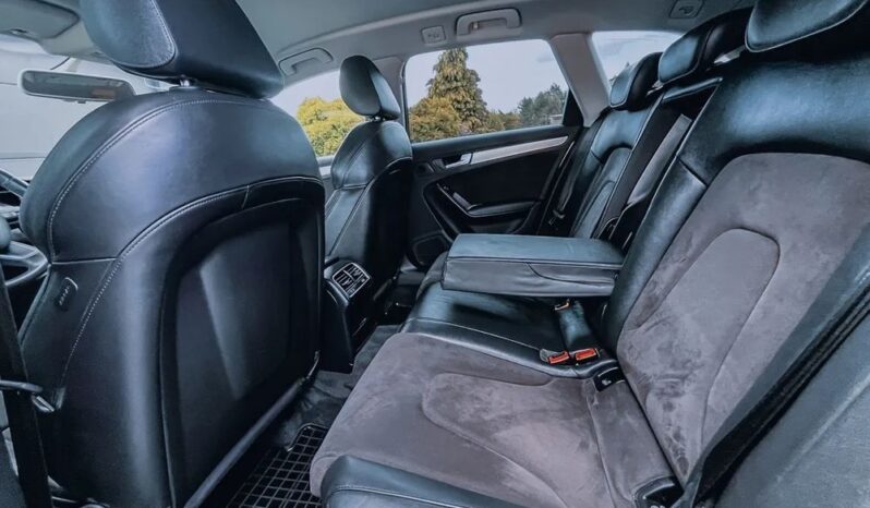 AUDI A4  | FWD (przód) | Manualna | 150 KM | Czarny full