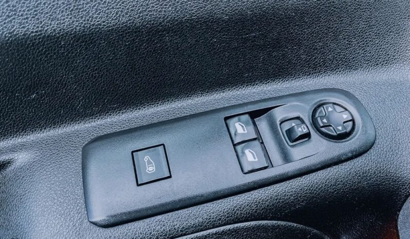 PEUGEOT Partner  | 4×4 (doł. ręcznie) | Manualna | 131 KM | Czerwony full