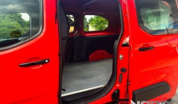 PEUGEOT Partner  | 4×4 (doł. ręcznie) | Manualna | 131 KM | Czerwony full
